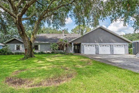 Villa ou maison à vendre à Kathleen, Floride: 3 chambres, 235.6 m2 № 2147665 - photo 2