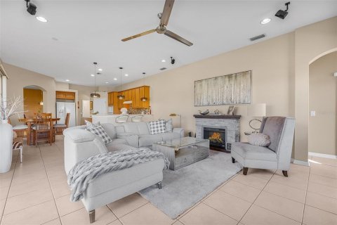 House in Ellenton, Florida 4 bedrooms, 229.28 sq.m. № 1593585 - photo 20