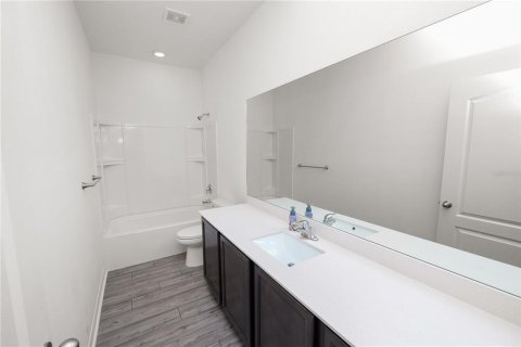 Casa en venta en Lakeland, Florida, 5 dormitorios, 179.95 m2 № 1852851 - foto 29