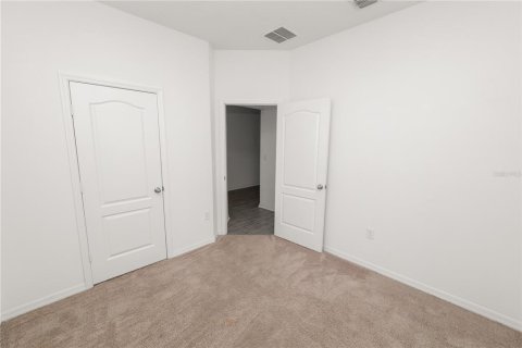 Casa en venta en Lakeland, Florida, 5 dormitorios, 179.95 m2 № 1852851 - foto 24