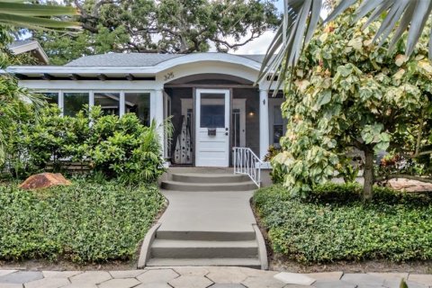 Villa ou maison à louer à Saint Petersburg, Floride: 2 chambres, 160.54 m2 № 1875911 - photo 1