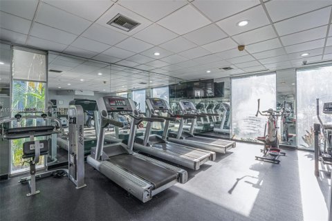 Copropriété à vendre à Miami, Floride: 1 chambre, 106.74 m2 № 1986285 - photo 30