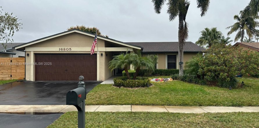 House in Weston, Florida 4 bedrooms, 169.55 sq.m. № 1818022
