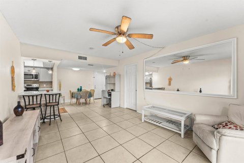 Купить кондоминиум в Стьюарт, Флорида 4 комнаты, 81.29м2, № 2083132 - фото 11