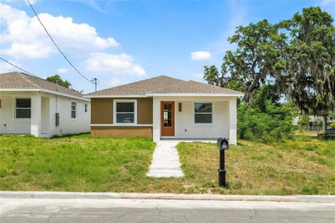 Casa en Lakeland, Florida 3 dormitorios, 133.41 m2 № 2364102