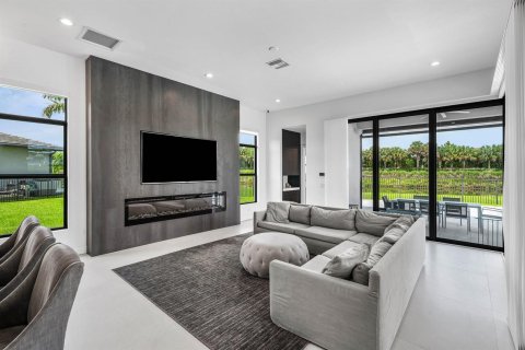 Casa en venta en Boca Raton, Florida, 5 dormitorios, 573.67 m2 № 2251663 - foto 18