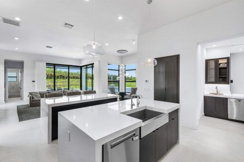 Casa en venta en Boca Raton, Florida, 5 dormitorios, 573.67 m2 № 2251663 - foto 14