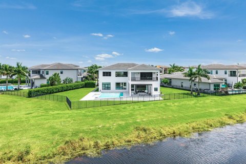 Casa en venta en Boca Raton, Florida, 5 dormitorios, 573.67 m2 № 2251663 - foto 2