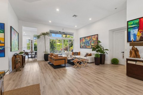 Купить виллу или дом в Уэстон, Флорида 4 спальни, 252.32м2, № 2028474 - фото 19