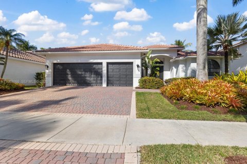 Купить виллу или дом в Уэстон, Флорида 4 спальни, 252.32м2, № 2028474 - фото 2