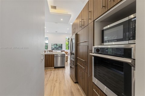 Купить виллу или дом в Уэстон, Флорида 4 спальни, 252.32м2, № 2028474 - фото 26