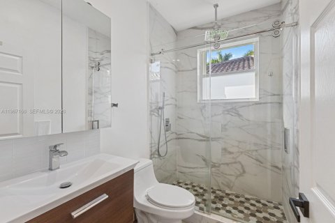 Купить виллу или дом в Уэстон, Флорида 4 спальни, 252.32м2, № 2028474 - фото 4