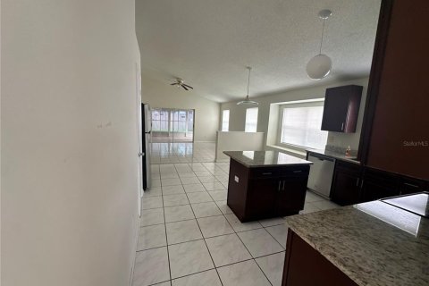 Casa en alquiler en Orlando, Florida, 4 dormitorios, 179.86 m2 № 1903408 - foto 6
