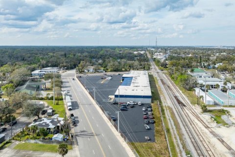 Commercial property in South Daytona, Florida № 2090642 - photo 15