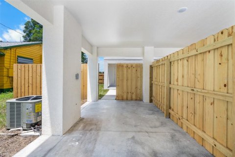 Appartement à louer à Saint Petersburg, Floride: 3 chambres, 126.72 m2 № 1822497 - photo 20