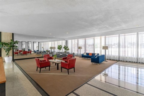 Condo in Miami Beach, Florida, 1 bedroom  № 1929772 - photo 23