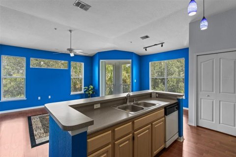 Condo in Riverview, Florida, 1 bedroom  № 1876620 - photo 5