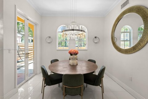 Townhouse in Aventura, Florida 3 bedrooms, 170.94 sq.m. № 1781810 - photo 9