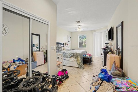 Villa ou maison à vendre à Haines City, Floride: 5 chambres, 236.16 m2 № 2098031 - photo 5