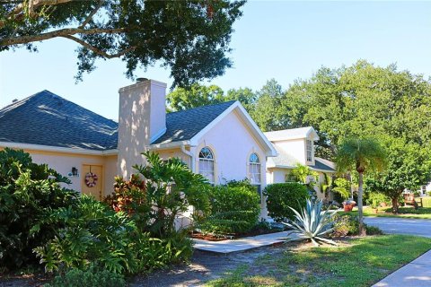 Copropriété à vendre à Sarasota, Floride: 2 chambres, 94.11 m2 № 2371255 - photo 2