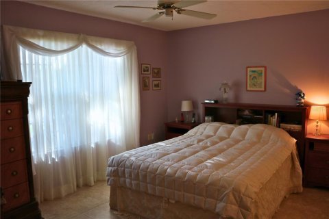 Copropriété à vendre à Sarasota, Floride: 2 chambres, 94.11 m2 № 2371255 - photo 7