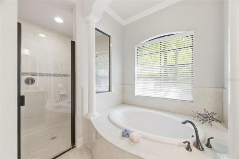 House in Palm Harbor, Florida 4 bedrooms, 318.84 sq.m. № 2106049 - photo 18