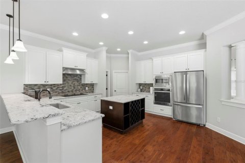House in Palm Harbor, Florida 4 bedrooms, 318.84 sq.m. № 2106049 - photo 22