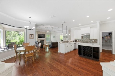 House in Palm Harbor, Florida 4 bedrooms, 318.84 sq.m. № 2106049 - photo 20