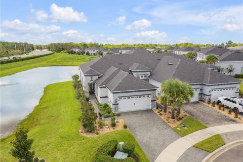 Touwnhouse à vendre à Port Orange, Floride: 3 chambres, 140.28 m2 № 2360478 - photo 3