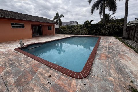 Villa ou maison à vendre à Miami, Floride: 3 chambres, 155.43 m2 № 2003938 - photo 7