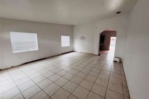 Villa ou maison à vendre à Miami, Floride: 3 chambres, 155.43 m2 № 2003938 - photo 13