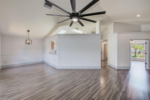 Casa en venta en Land O' Lakes, Florida, 3 dormitorios, 137.03 m2 № 1757705 - foto 9