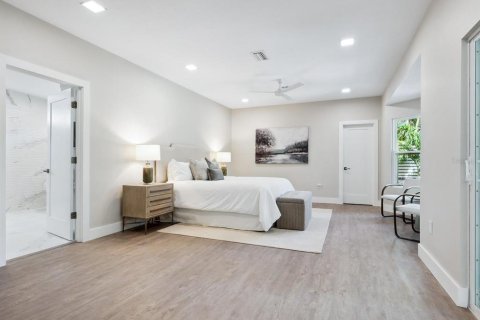 Villa ou maison à vendre à Sarasota, Floride: 3 chambres, 223.24 m2 № 1554264 - photo 12