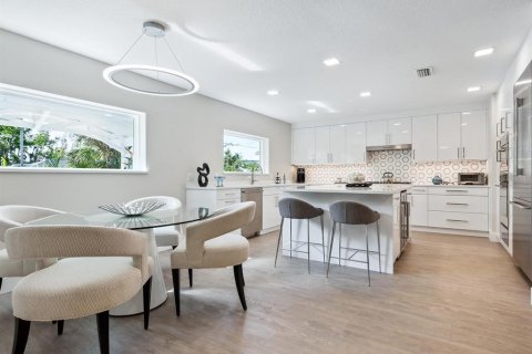 Villa ou maison à vendre à Sarasota, Floride: 3 chambres, 223.24 m2 № 1554264 - photo 7