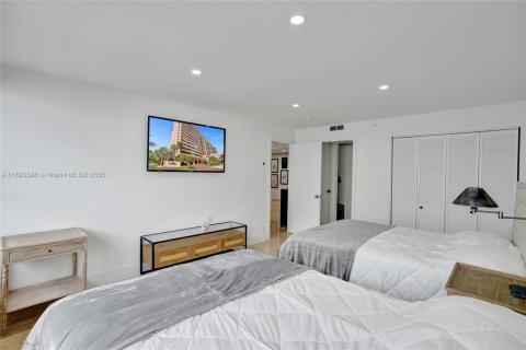 Copropriété à vendre à Miami Beach, Floride: 2 chambres, 89.19 m2 № 1945563 - photo 25