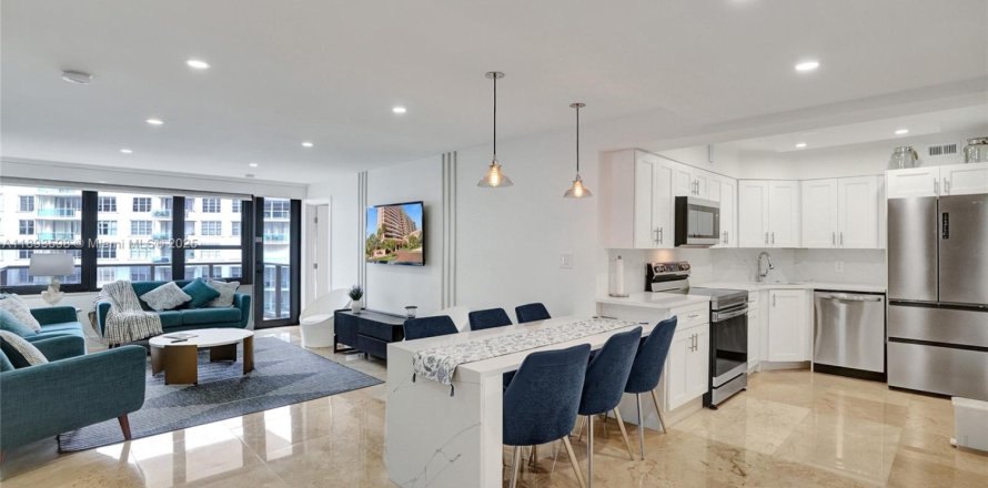 Condo à Miami Beach, Floride, 2 chambres  № 1945563
