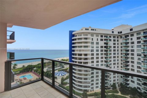 Copropriété à vendre à Miami Beach, Floride: 2 chambres, 89.19 m2 № 1945563 - photo 14