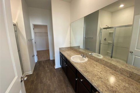 Casa en venta en Zephyrhills, Florida, 4 dormitorios, 252.42 m2 № 1637078 - foto 15