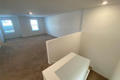 Casa en venta en Zephyrhills, Florida, 4 dormitorios, 252.42 m2 № 1637078 - foto 13