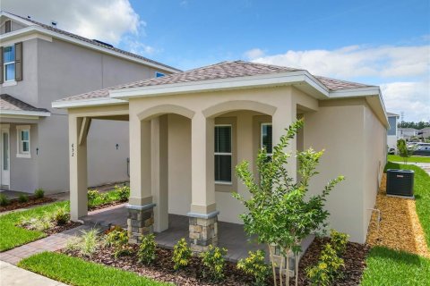 House in DeBary, Florida 3 bedrooms, 142.7 sq.m. № 2211563