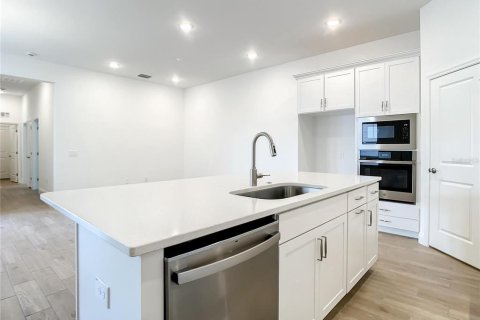 Villa ou maison à louer à DeBary, Floride: 3 chambres, 142.7 m2 № 2211563 - photo 6