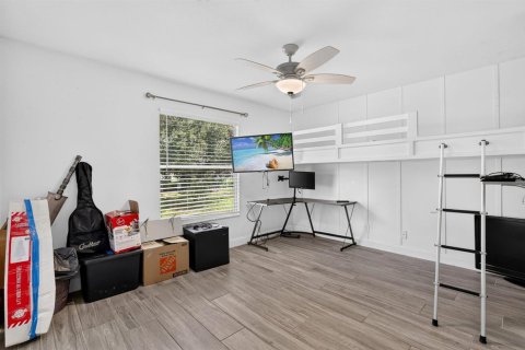 House in Port St. Lucie, Florida 4 bedrooms, 185.53 sq.m. № 2431291 - photo 30
