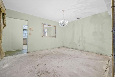 House in Saint Petersburg, Florida 4 bedrooms, 227.61 sq.m. № 1838791 - photo 6