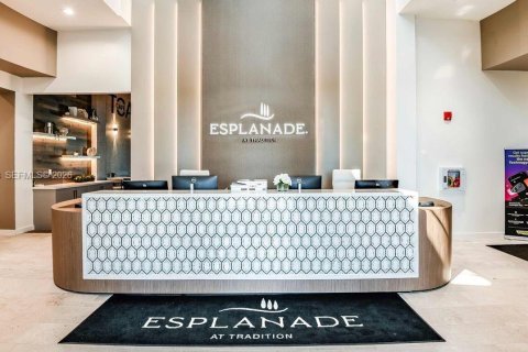 Купить виллу или дом в Порт-Сент-Луси, Флорида 3 спальни, № 2068323 - фото 27