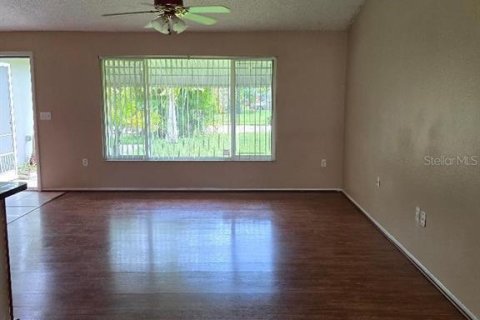 Casa en venta en New Port Richey, Florida, 2 dormitorios, 99.87 m2 № 1909746 - foto 6