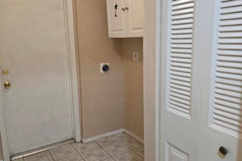 Casa en venta en New Port Richey, Florida, 2 dormitorios, 99.87 m2 № 1909746 - foto 18