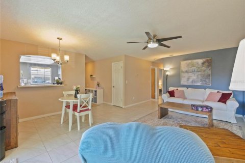 Condominio en venta en Casselberry, Florida, 2 dormitorios, 91.69 m2 № 1883526 - foto 10