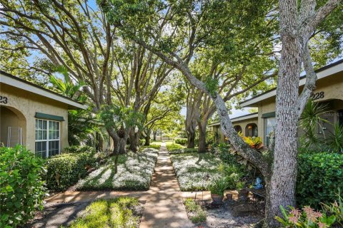 Condominio en venta en Casselberry, Florida, 2 dormitorios, 91.69 m2 № 1883526 - foto 2
