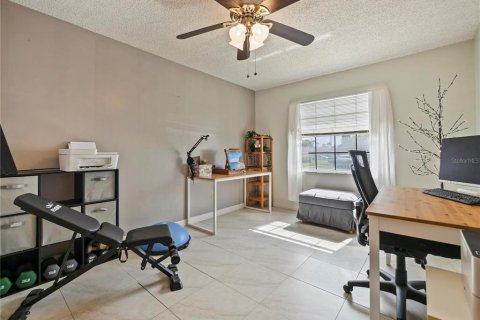 Condominio en venta en Casselberry, Florida, 2 dormitorios, 91.69 m2 № 1883526 - foto 20
