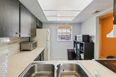 Condominio en venta en Casselberry, Florida, 2 dormitorios, 91.69 m2 № 1883526 - foto 13